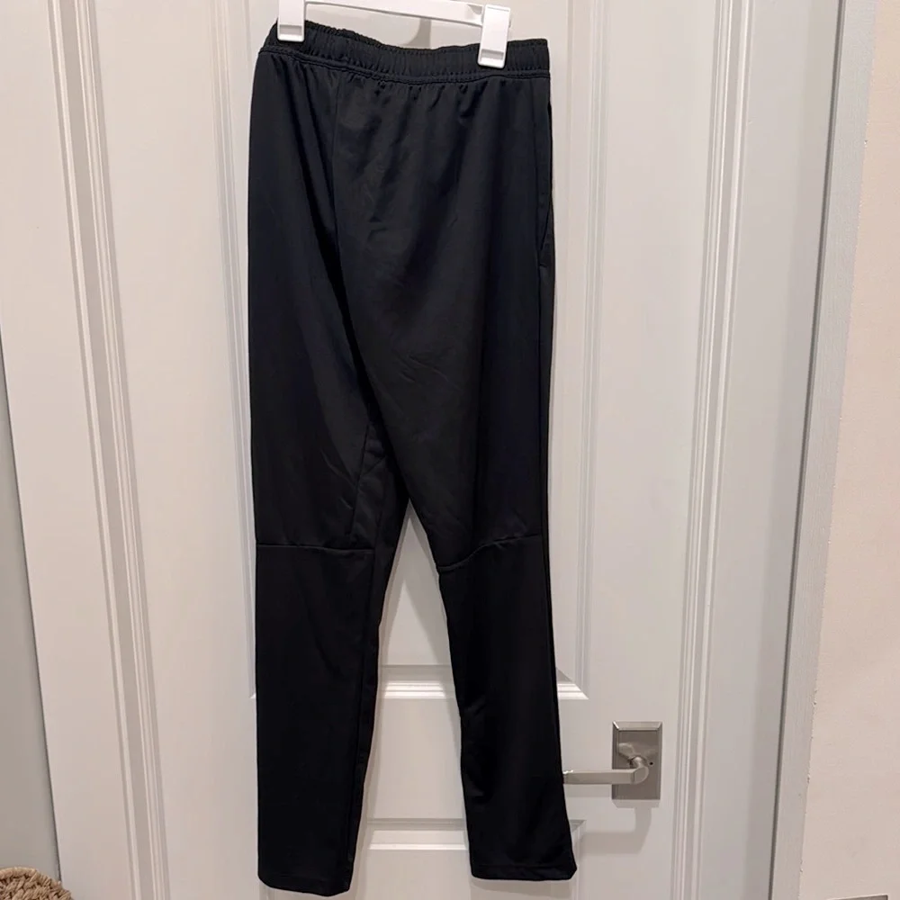 Nike Dri Fit Black Track Pants Sleek Athletic Fit Women’s Small